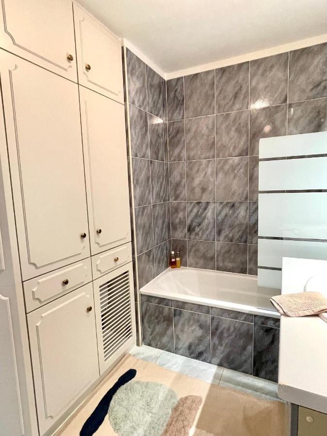 Appartement Vue Exceptionnelle Saint-Raphaël Eksteriør bilde